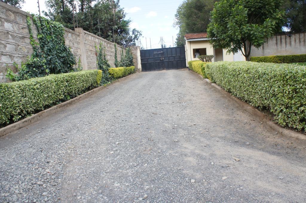 Acacia Villas Nanyuki Exteriör bild